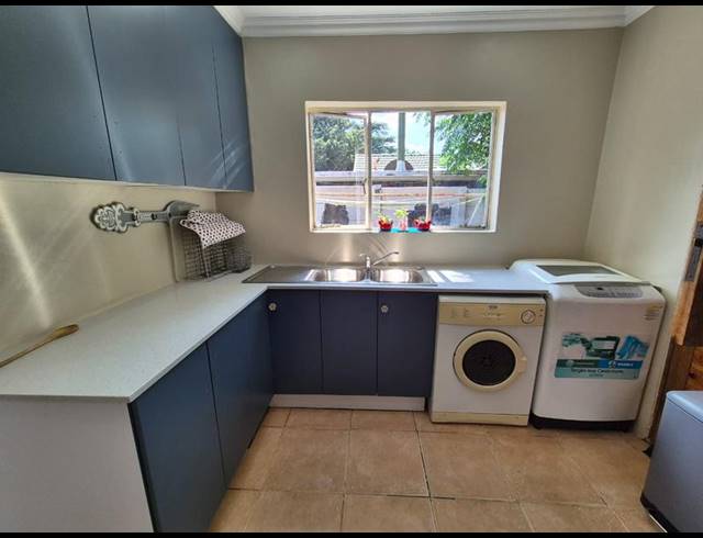 4 BEDROOM HOUSE FOR SALE IN GENL ALBERTS PARK